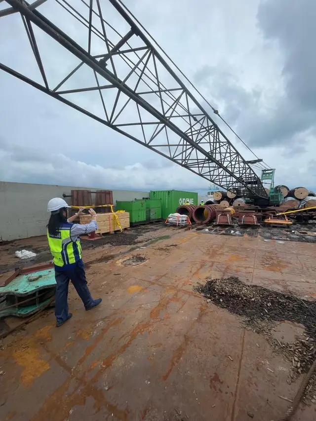 OMA dredging project operation at Samalaju and Bintulu Port — image 1