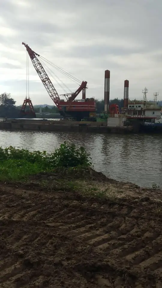 OMA dredging project operation at Samalaju and Bintulu Port — image 8