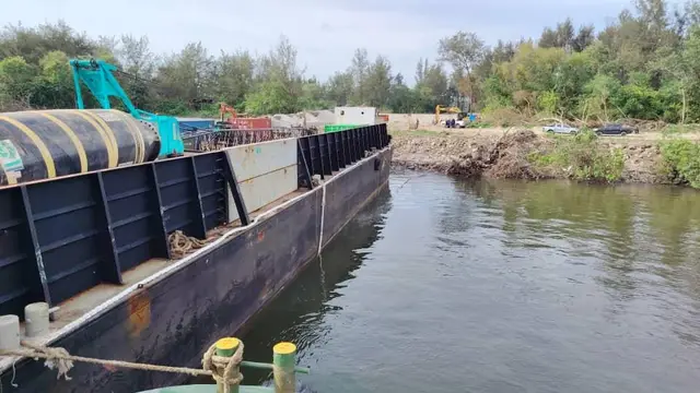 OMA dredging project operation at Samalaju and Bintulu Port — image 17