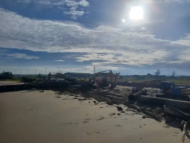 OMA dredging project operation at Samalaju and Bintulu Port — image 20