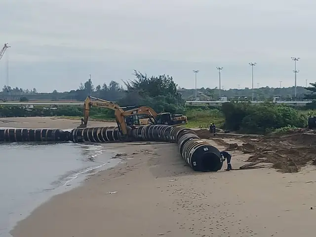 OMA dredging project operation at Samalaju and Bintulu Port — image 22